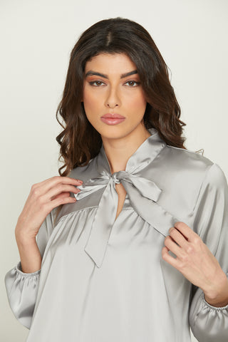 DUBHEBLU long sleeve blouse with satin sash and pleats