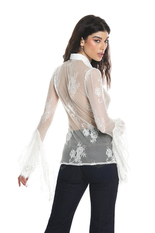 CARINAS long-sleeved lace shirt with Renaissance sleeve and pleated collar